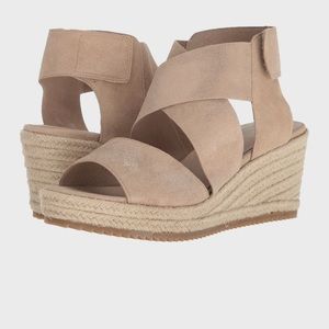 Eileen fisher brand new wedges size 8